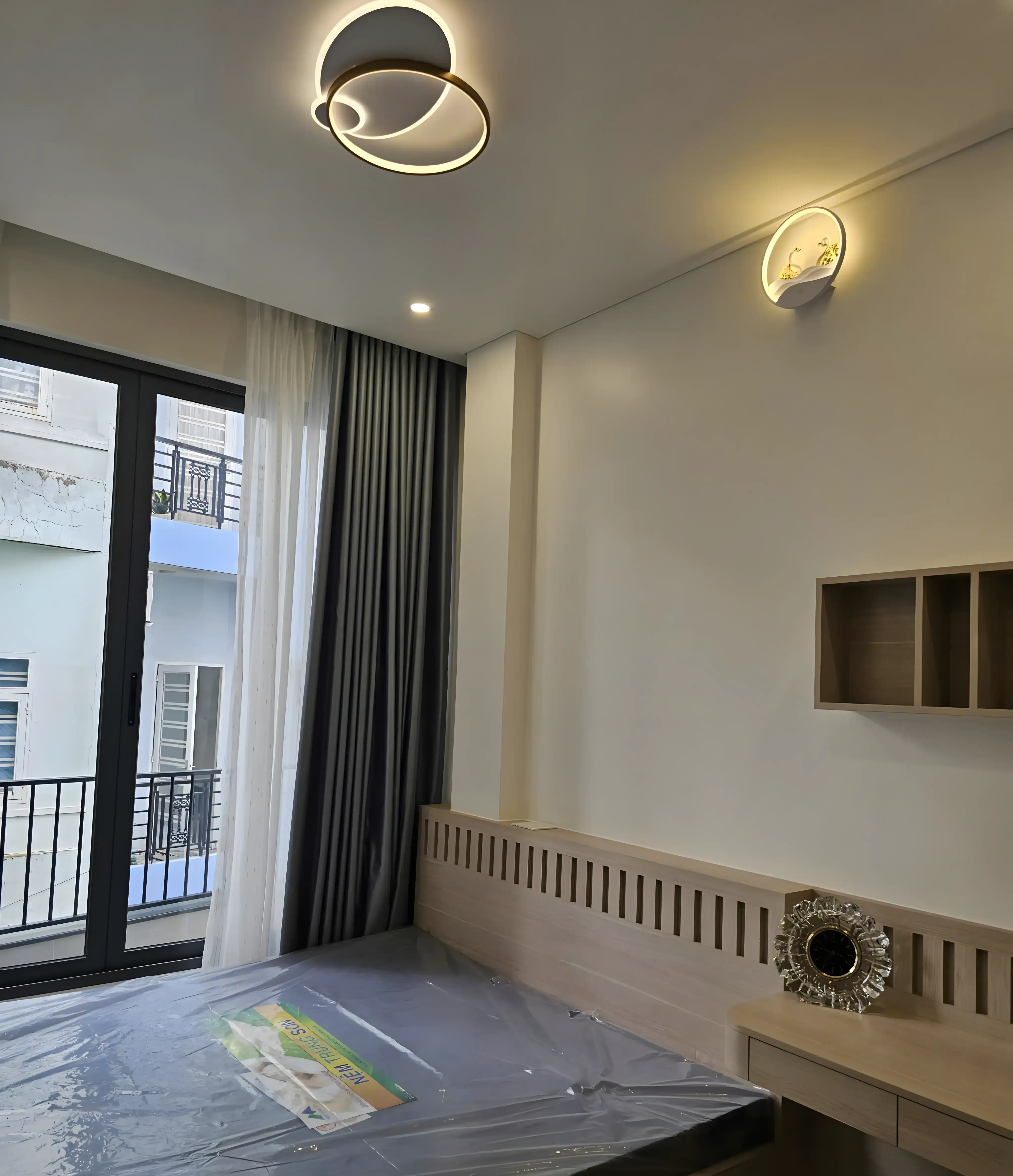 Gallery image 8